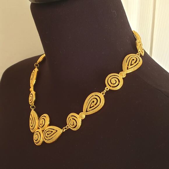Retro Gold Tone Swirl Spiral Necklace Statement Collar Chunky Modernist Abstract - Picture 7 of 8